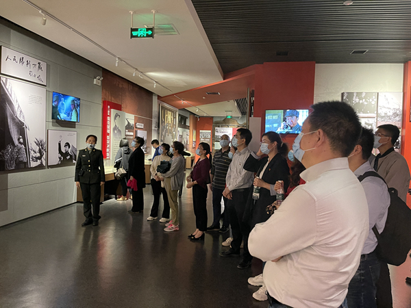 1622018212881829.jpg 20210525赴乌石镇彭德怀纪念馆主题党日活动3_副本.jpg